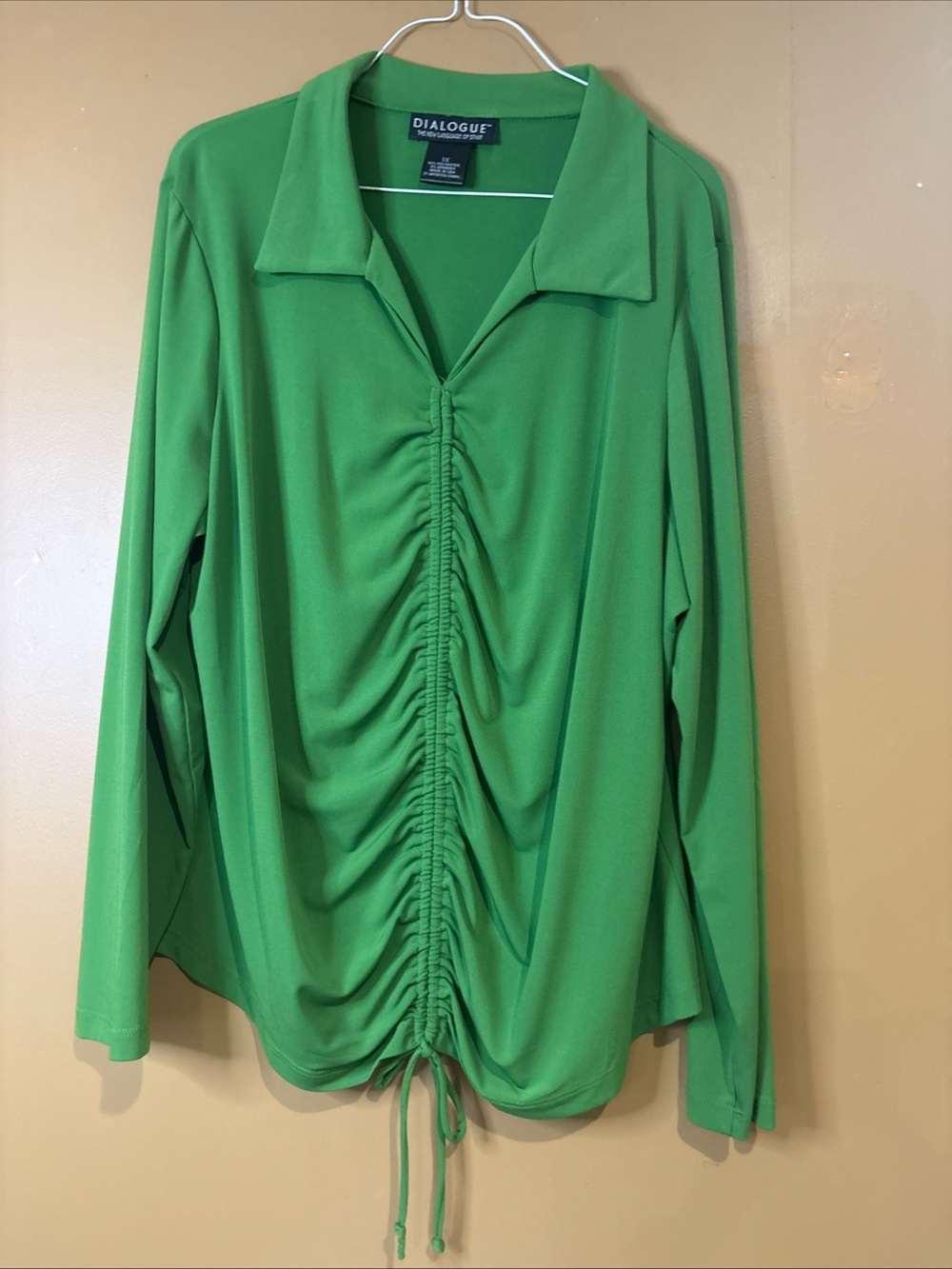 HC974Dialogue The New Language Of Style Women Drawstring On Front Green L/S 1X